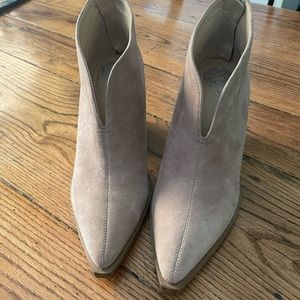 Vince Camuto nude booties size 8
